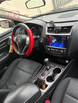 نيسان ألتيما